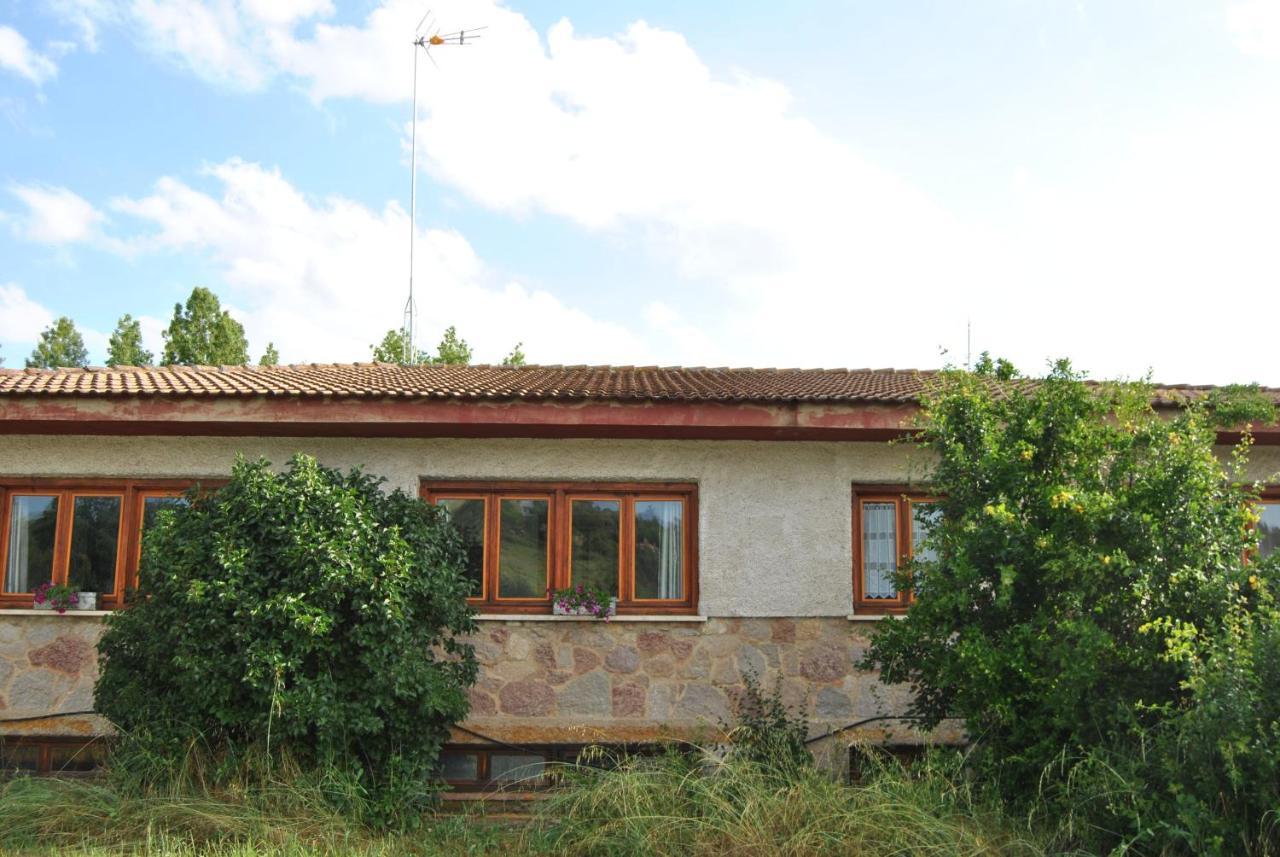 Finca Arroyo Del Valle San Andrés del Rabanedo Exterior foto